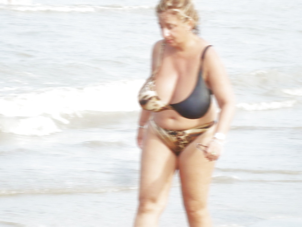 Busty granny on the beach! Mixed! #23003378