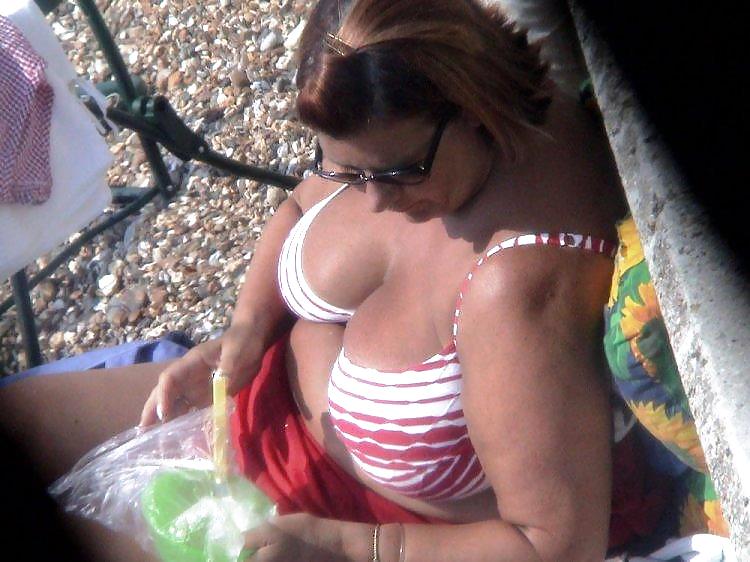 Busty granny on the beach! Mixed! #23003508