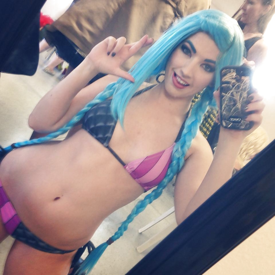 Nette Cosplay: League Of Legends - Jinx #39701185