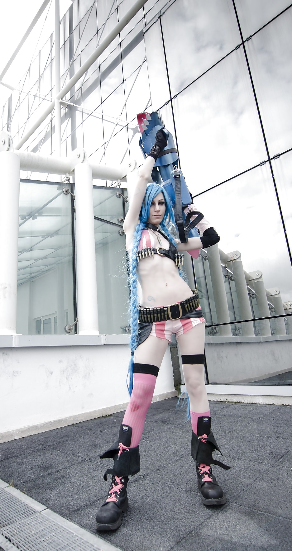 かわいいコスプレ：LEAGUE OF LEGENDS - JINX
 #39701195