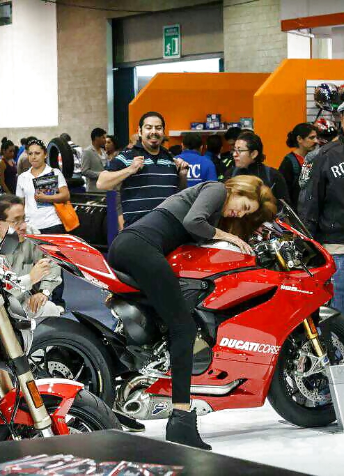 プチトマトとプチトマト 
 #23864885