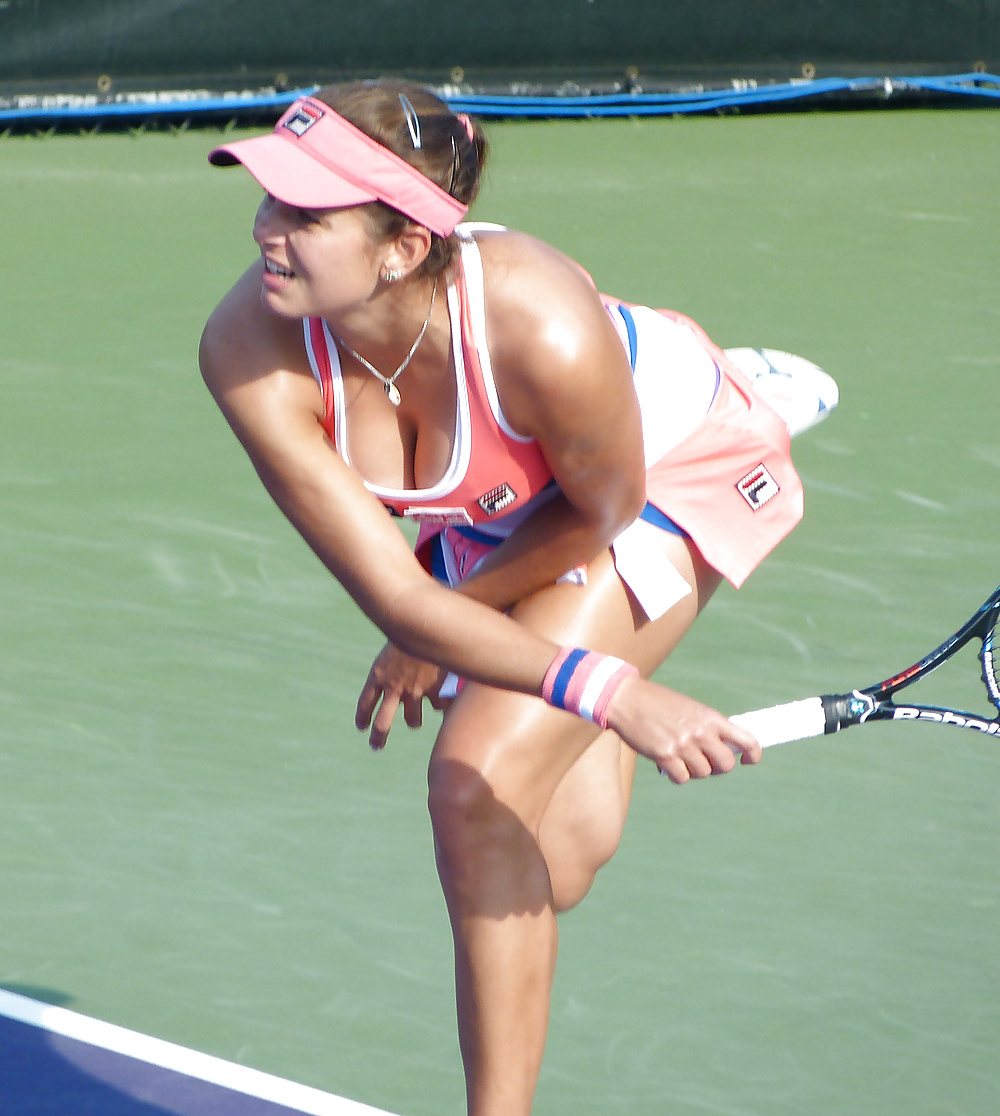 Julia GOERGES #30794029