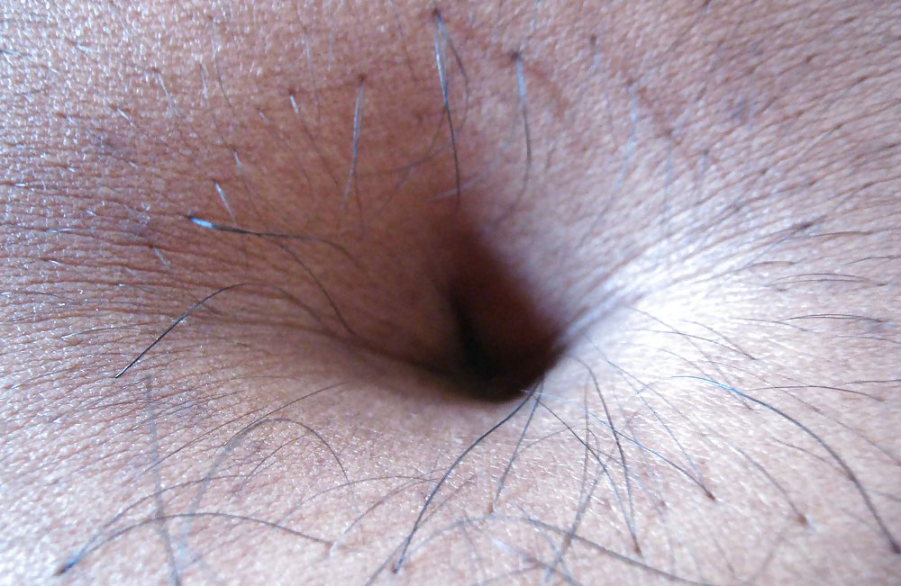 Indian girl's Belly button #37550493