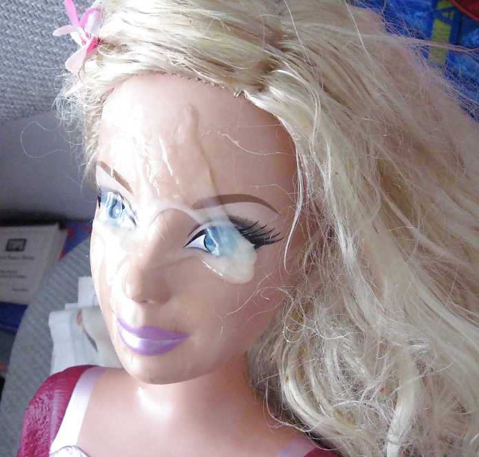 Barbie cum face #31131796