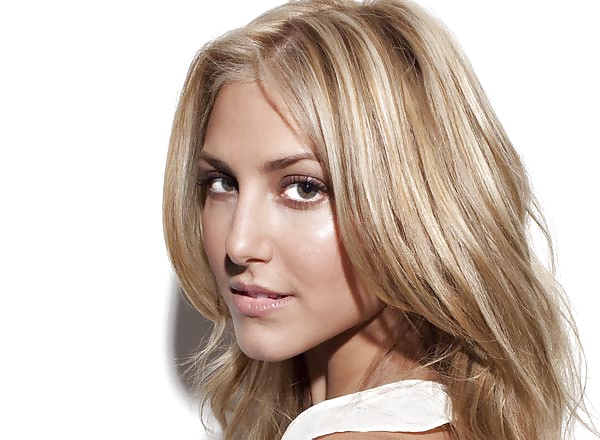 Cassie scerbo
 #32965742