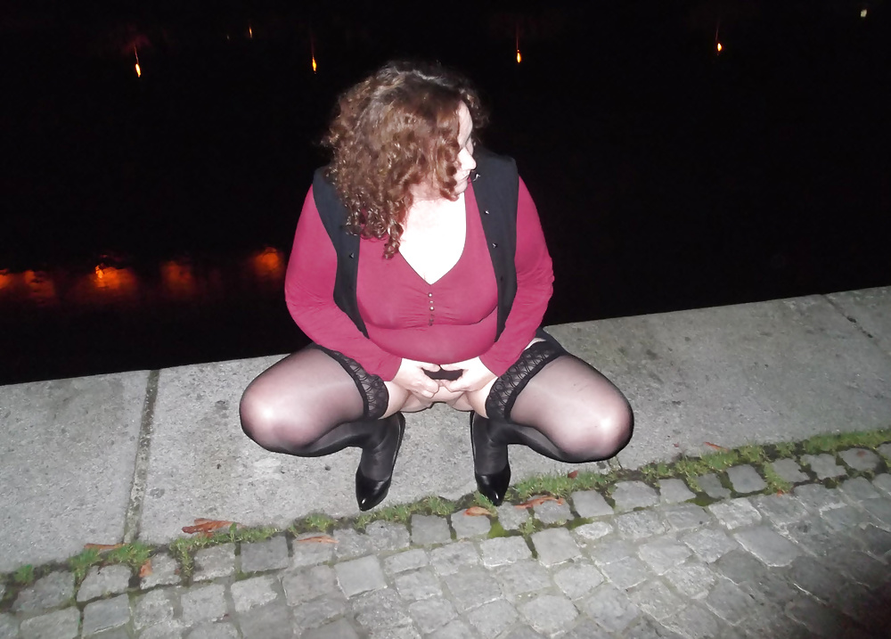 Zeigegeile Ehefotze Und Fremdfickhure In Passau Unterwegs #32239890