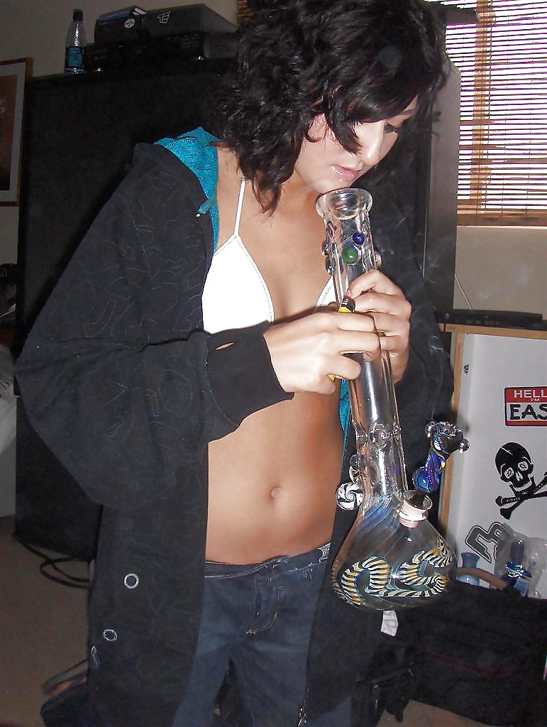 Stoner Chicks pt.11 #39993100