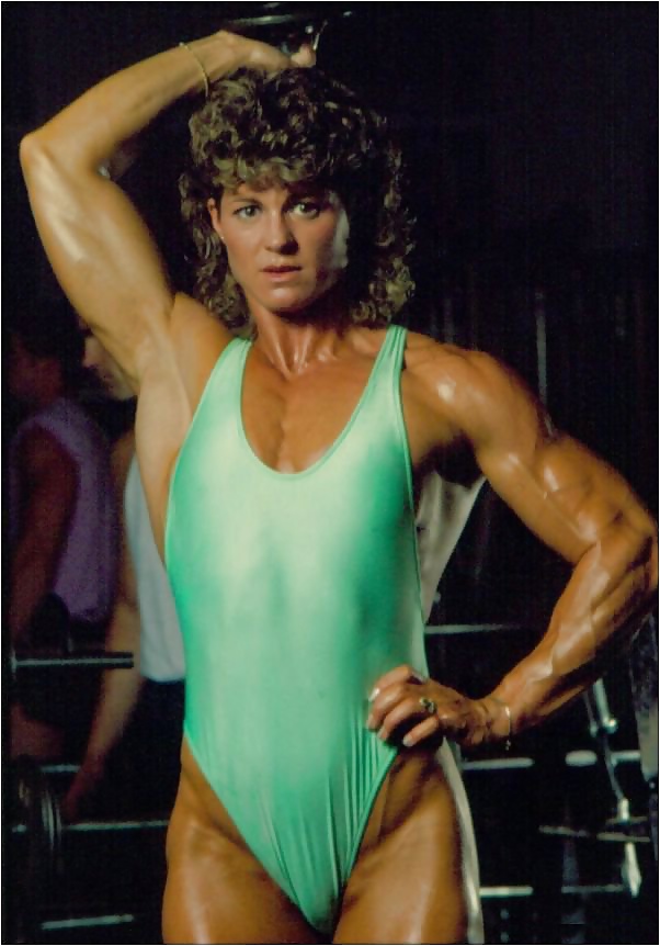 Joanne McCartney - female bodybuilder #30132357