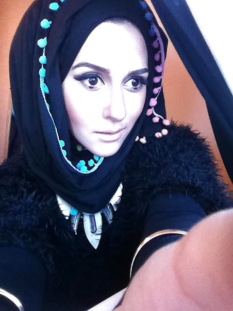Lindo hijab chica ... mostrarle un poco de amor
 #34265602