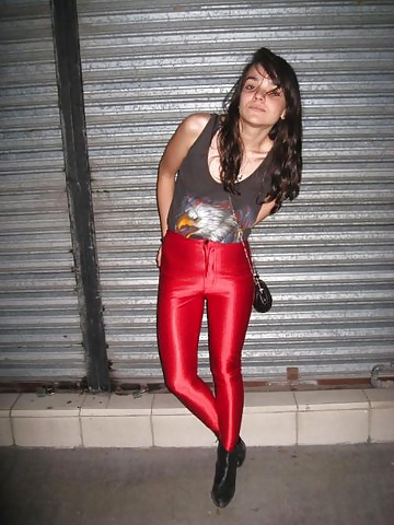 Pantaloni rossi da discoteca in spandex
 #30384044