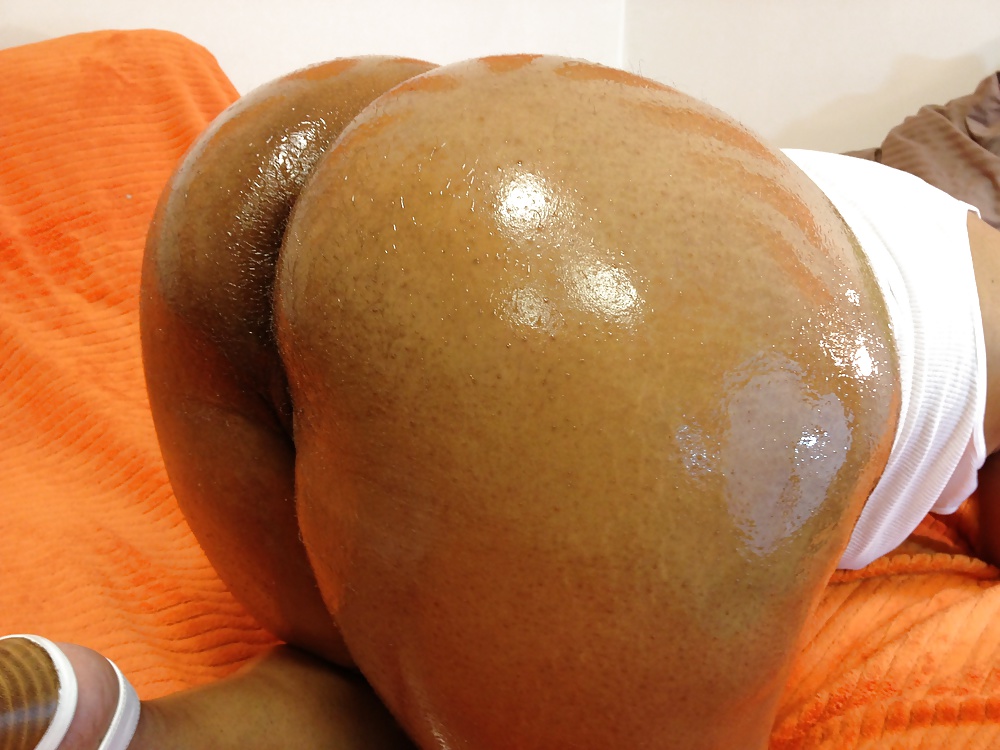 私の精液の淫乱女のお尻の肉汁...
 #29492352