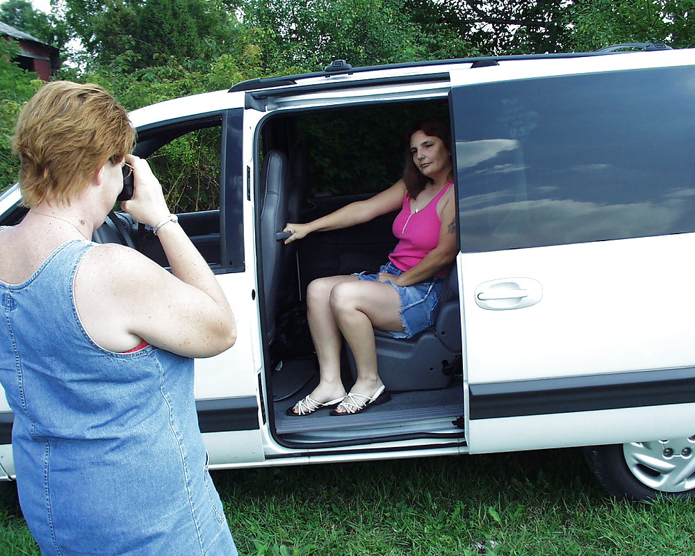 Crystal as hitchhiker
 #35963879
