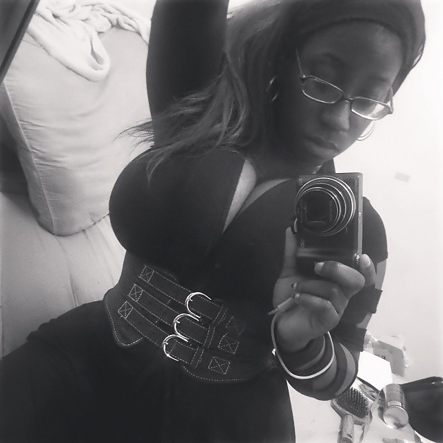 Ninah aka syn (titty time)
 #32027508