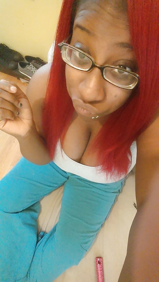 Ninah aka syn (titty time)
 #32027511