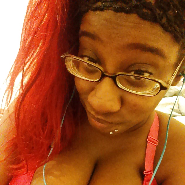 Ninah aka syn (titty time)
 #32027541