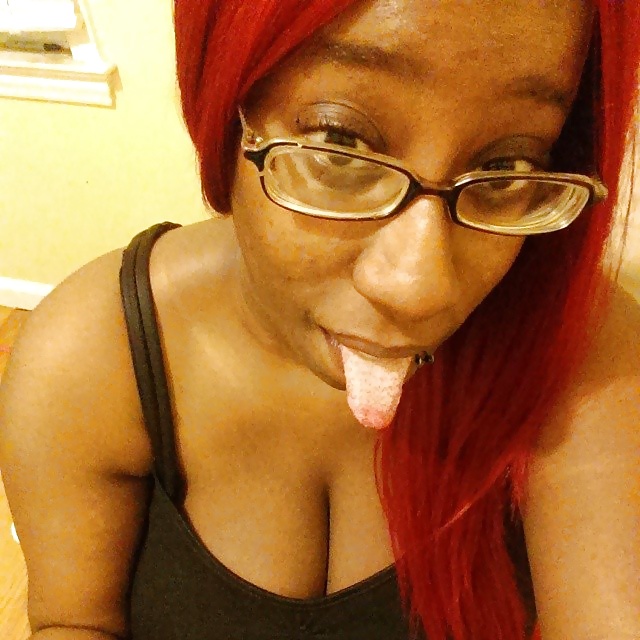 Ninah aka syn (titty time)
 #32027556