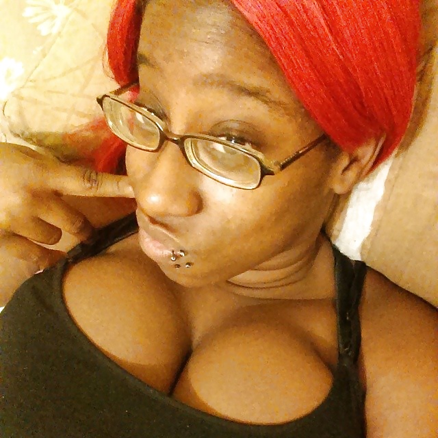 Ninah aka syn (titty time)
 #32027568