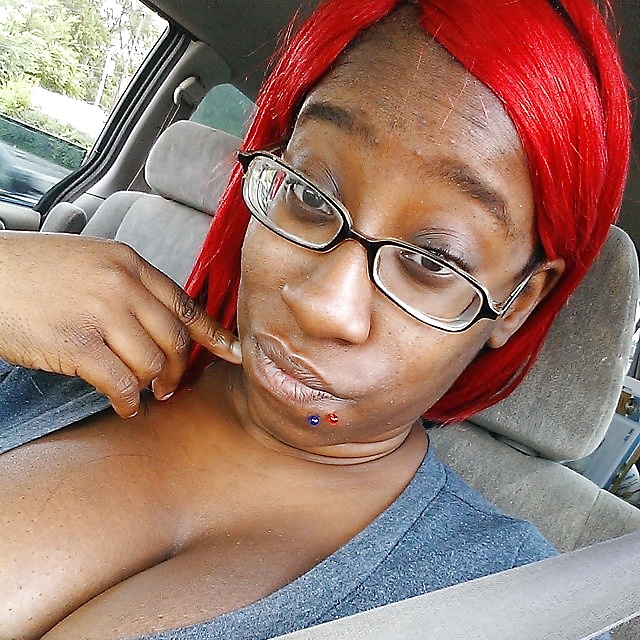 Ninah aka syn (titty time)
 #32027581