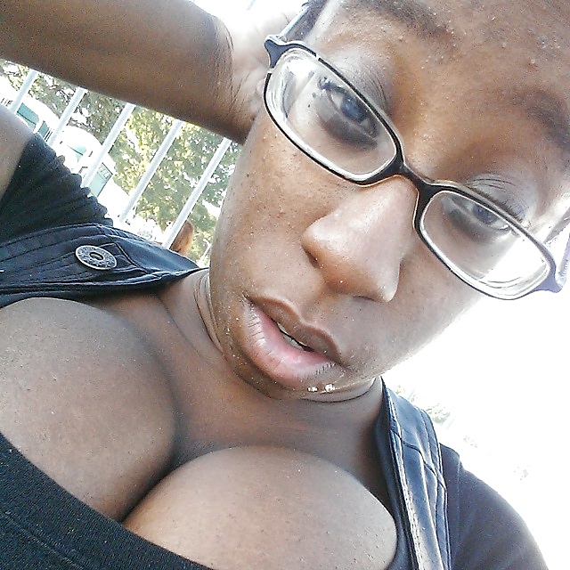Ninah aka syn (titty time)
 #32027583