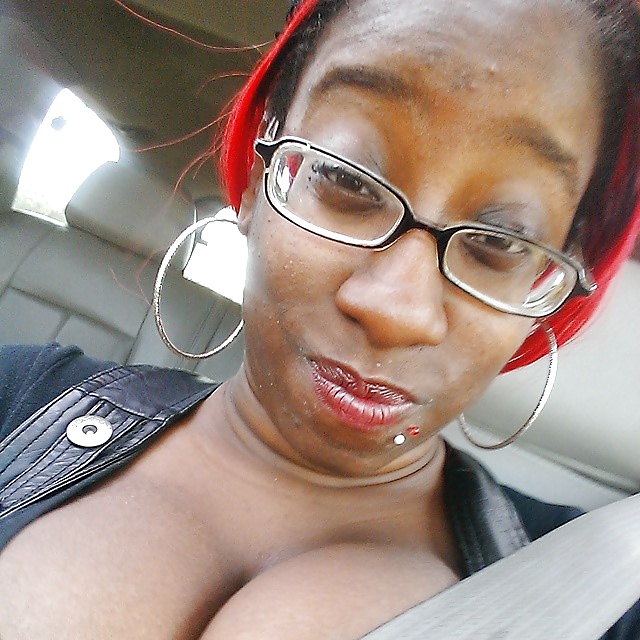 Ninah aka syn (titty time)
 #32027593