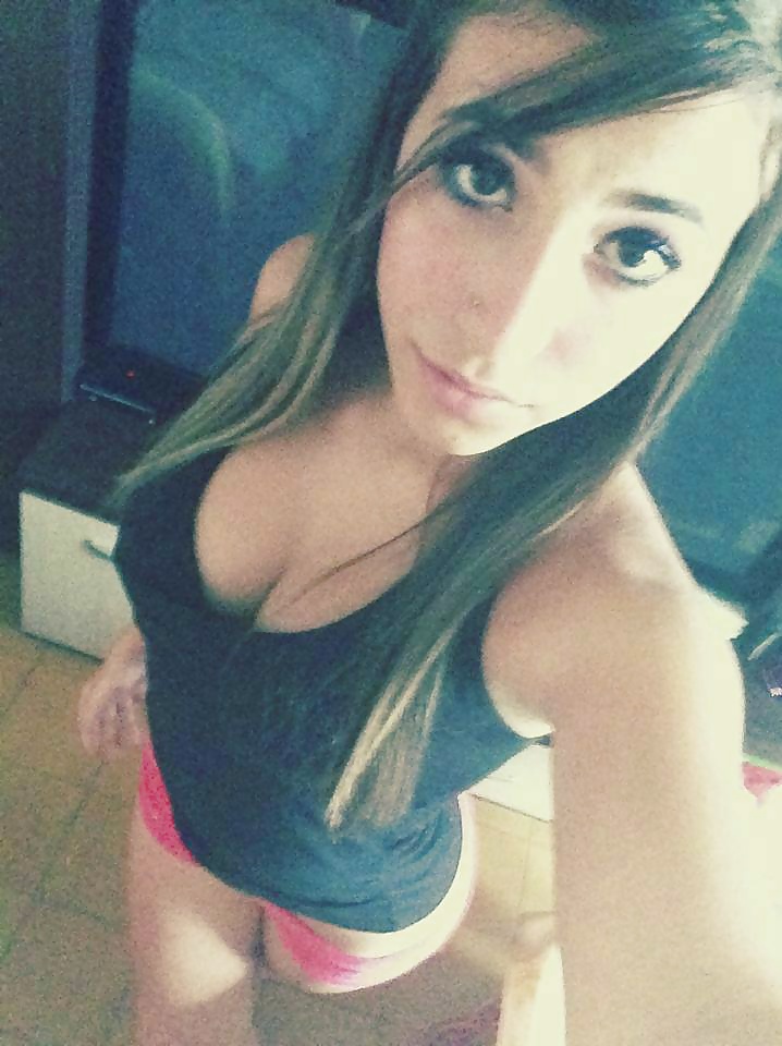 Chicas al azar iii
 #40809336