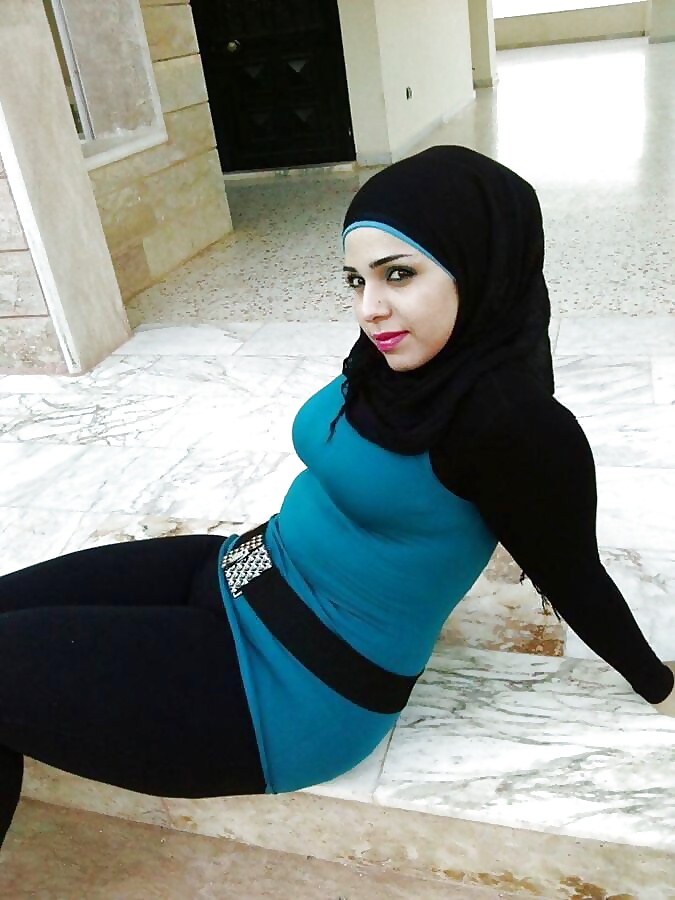 Heiße Nahöstlichen Mädchen - Hijab Fetisch #26260756