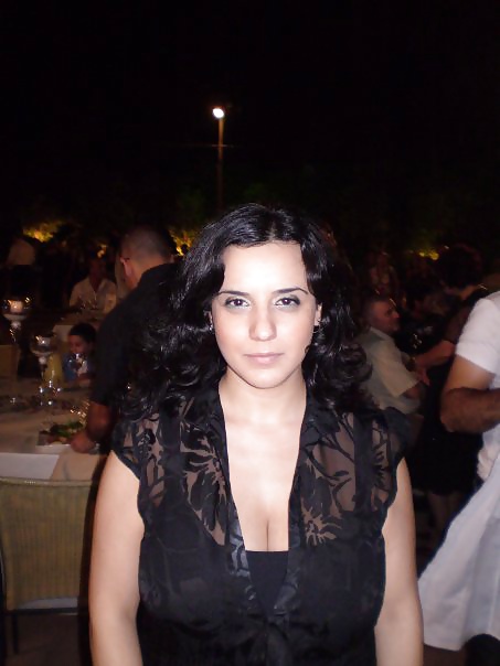 Chica israelí con grandes tetas
 #27323727