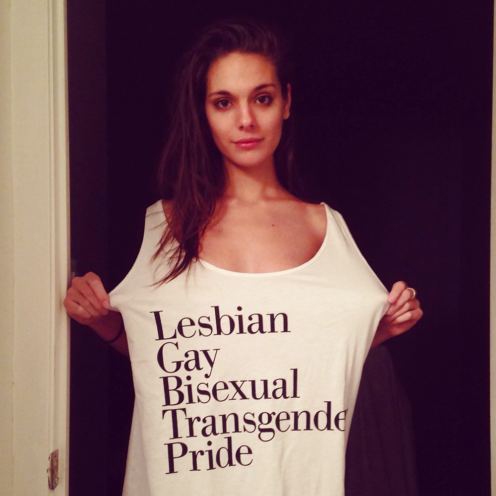 Caitlin Stasey #39439911