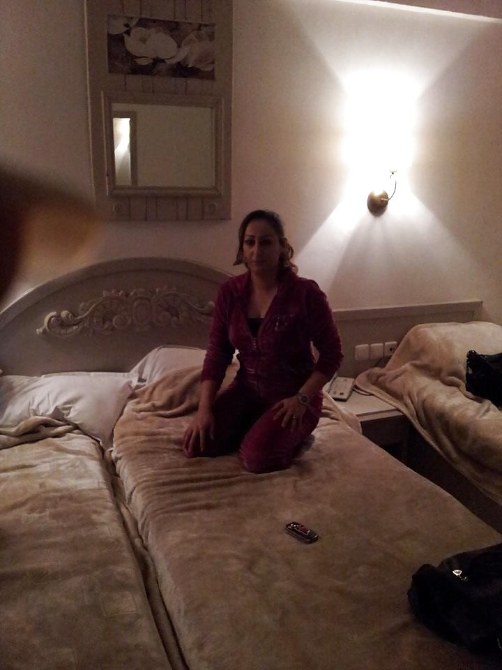 Une salope tunisienne 
 #23263454