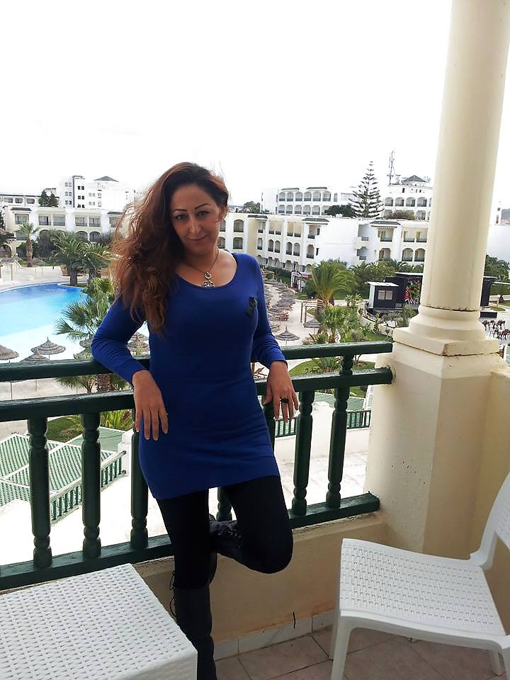 Une salope tunisienne 
 #23263459