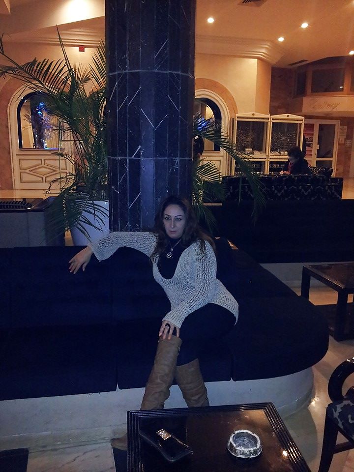 Une salope tunisienne 
 #23263465