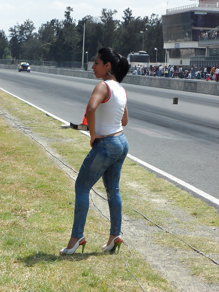 En el autodromo
 #40044451