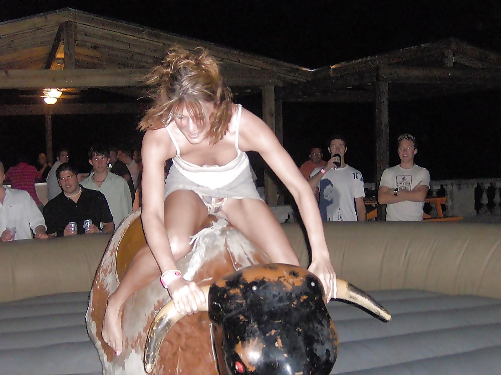 ランダムな妻たち
 #32188546