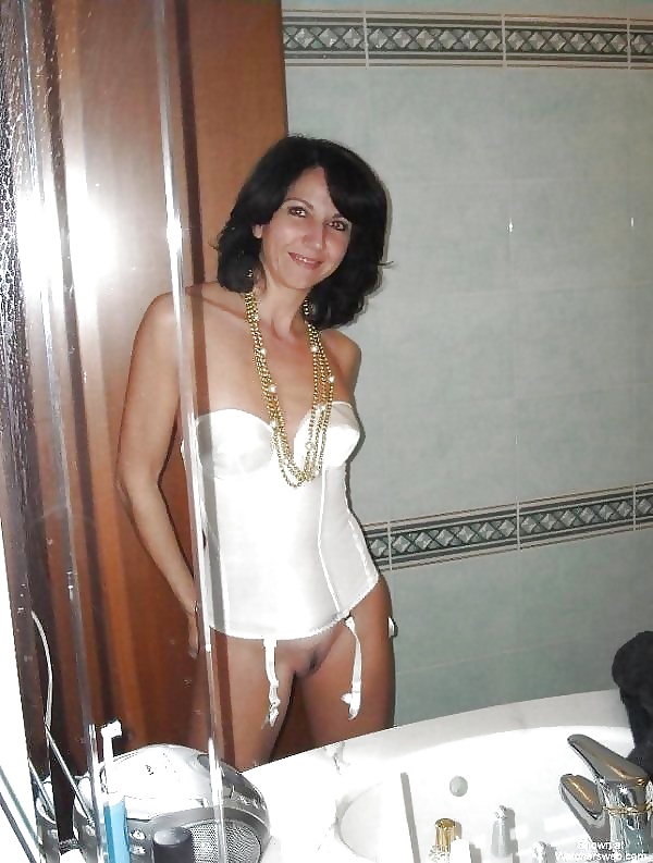 ランダムな妻たち
 #32188559