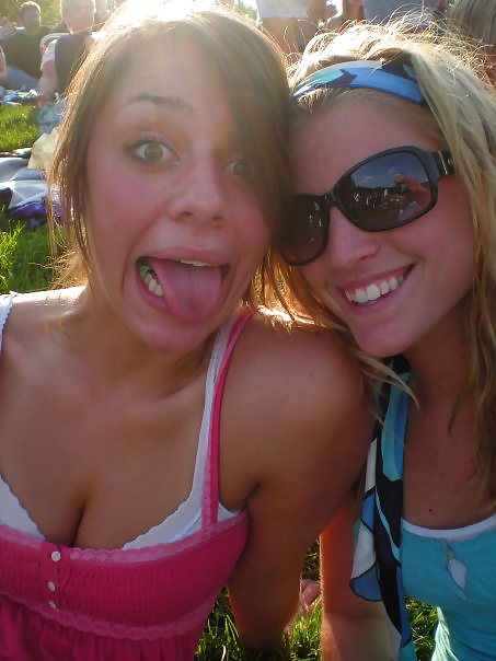 Facebook Jugendliche 9 #32818569