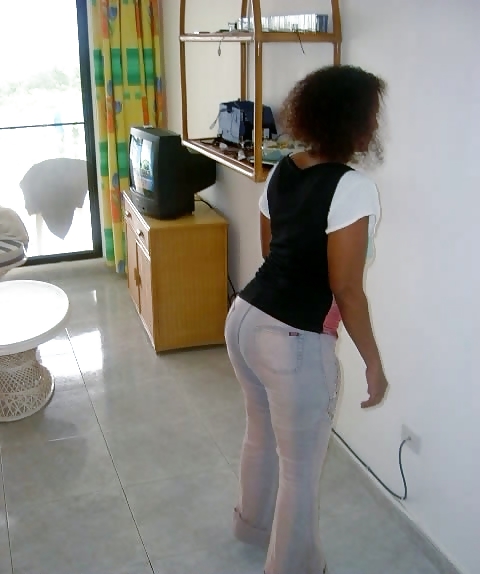 Dolly - milf gruesa dominicana 
 #36060191