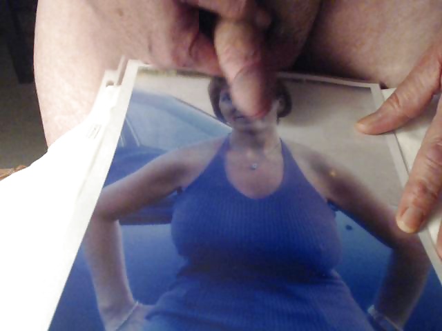 Jeffs Vollbusige Frau #30653466