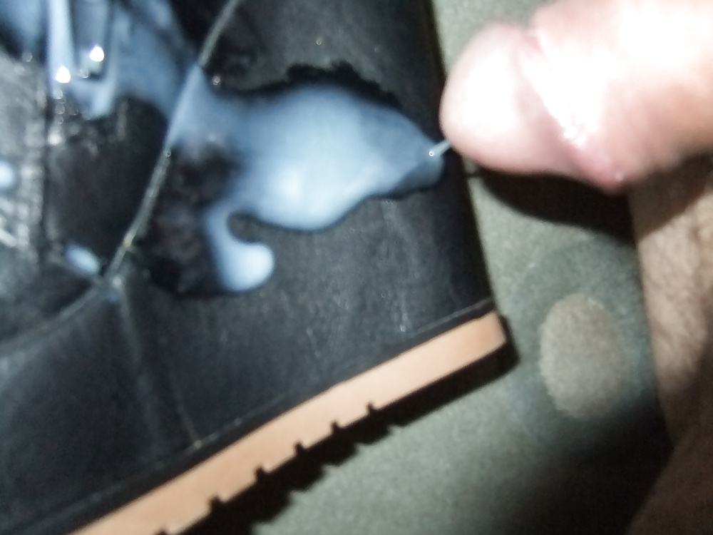 Jugar y correrse con botines de cuña
 #24692540