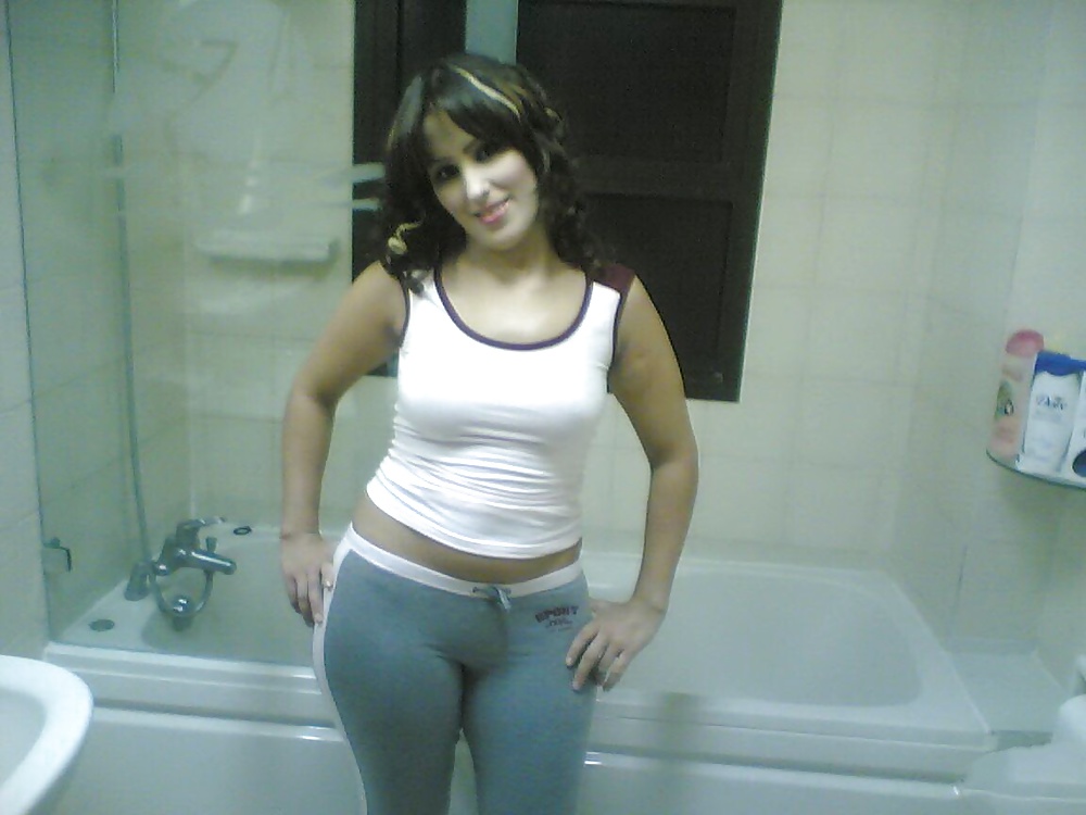 Arab Girls 4U (  Bathroom Collections - Part 1 ) #29498857