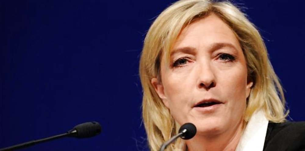 Acabo de masturbarme con Marine Le Pen
 #35064590