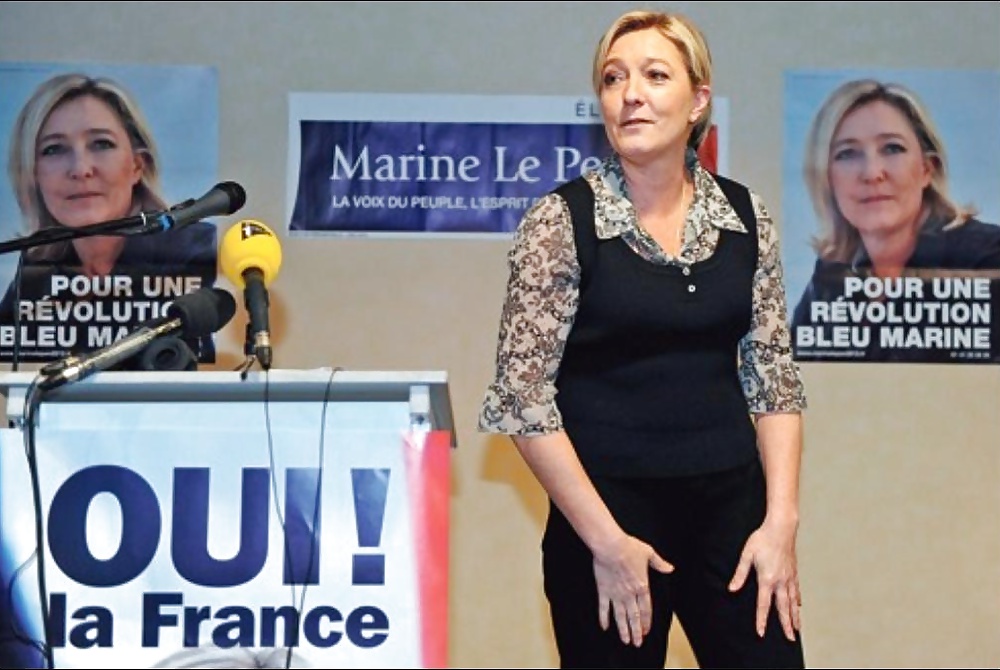 Acabo de masturbarme con Marine Le Pen
 #35064594