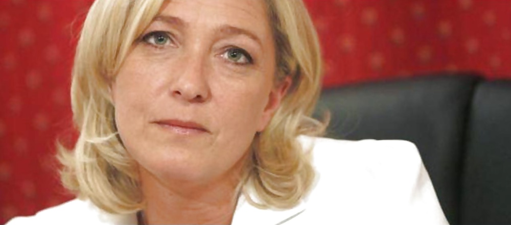 Acabo de masturbarme con Marine Le Pen
 #35064602