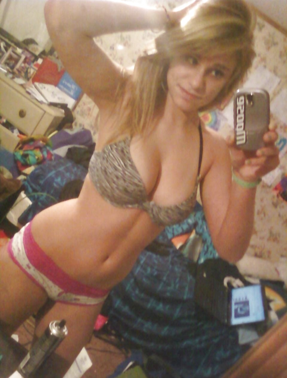 Vollbusige Teenager 22 #37230078