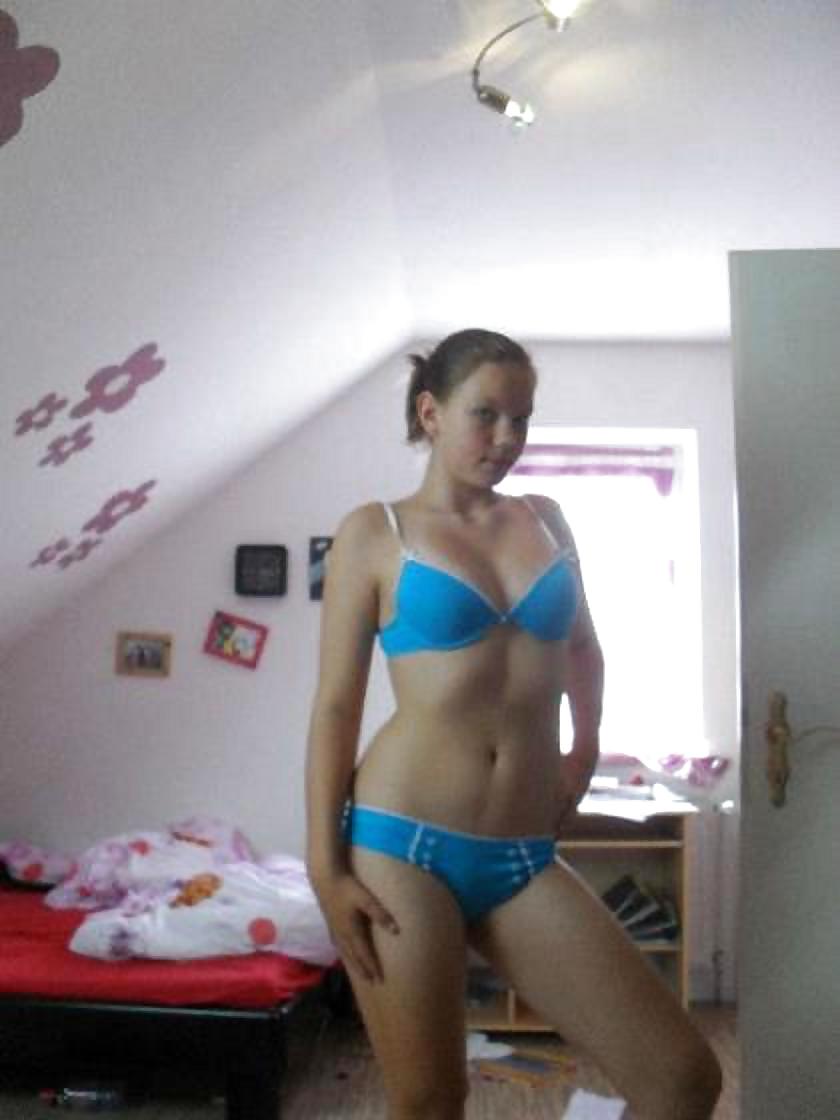 Vollbusige Teenager 22 #37230081