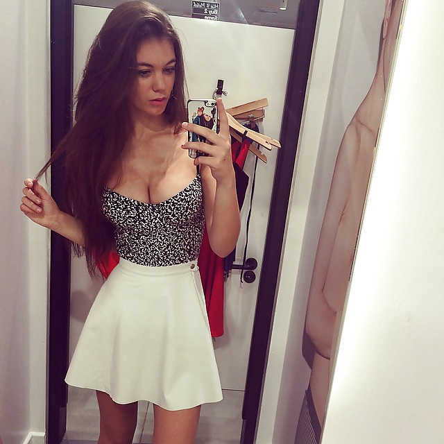 ホットなティーンガール 
 #38760314