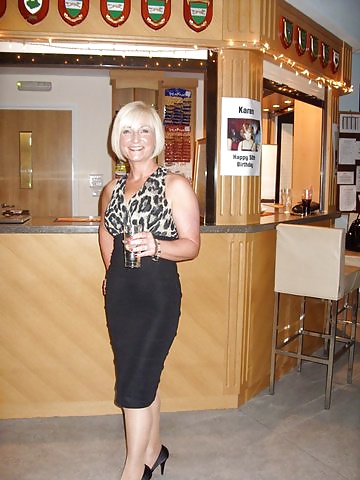 セクシーに着飾った6人
 #31487510