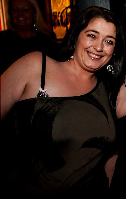 Irish chubby MILF from Cork #39607009