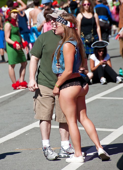 They want me to stare too #27189641