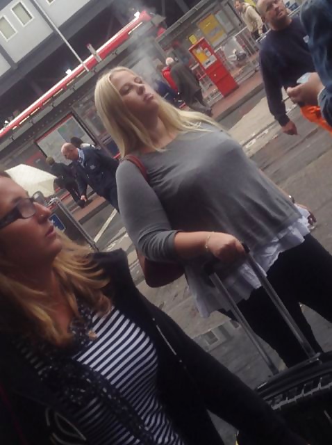 Sexy fumando
 #27594181