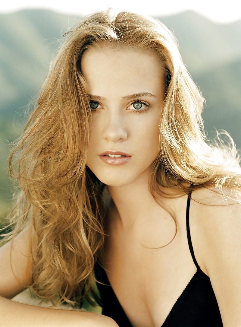 Evan rachel wood
 #23916413